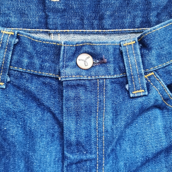 Vintage GwG Dark Wash Straight Leg Jeans - Picture 4 of 9